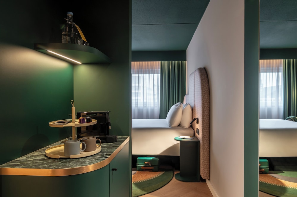 TRIBE Essential Accesible, 2 camas individuales del hotel Mercure City Den Haag Central. Foto 14
