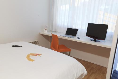 Habitación Doble Superior - 1 cama doble y cama junior del hotel Première Classe Poitiers Futuroscope – Chasseneuil