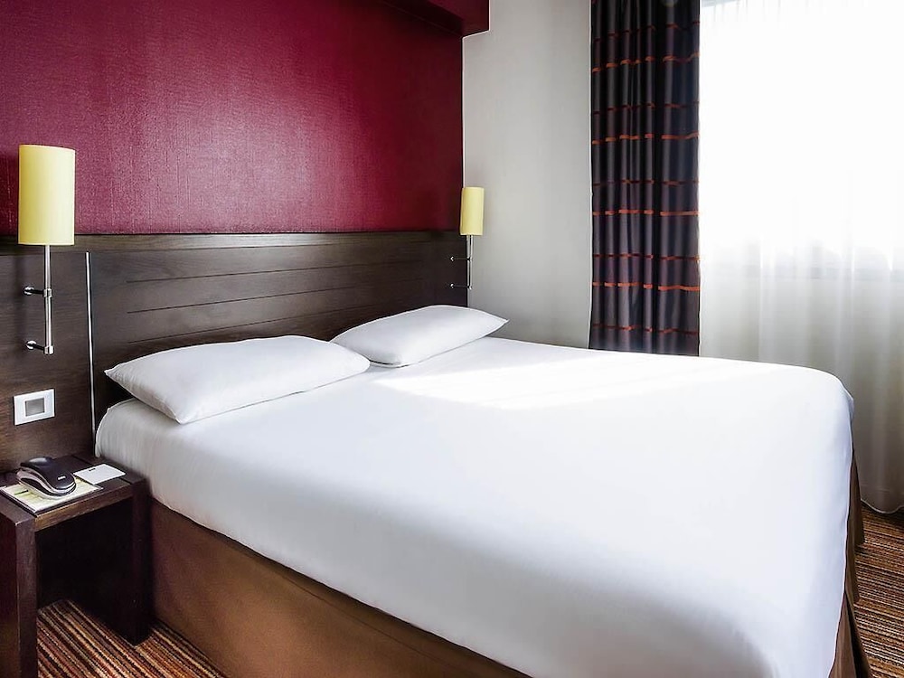 Habitación estándar doble, 1 cama doble del hotel Ibis Styles Nantes Centre Place Royale. Foto 6