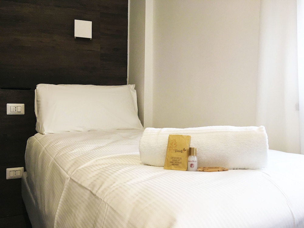 Habitación individual del hotel Aurum Firenze. Foto 1