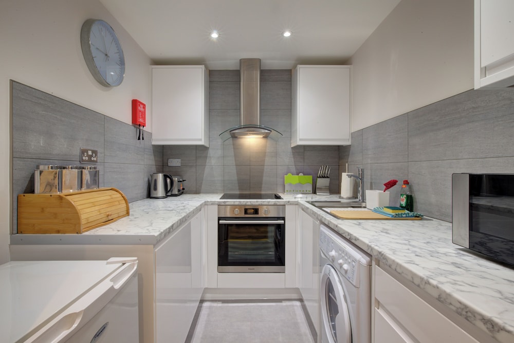 Two Bedroom, two Bathroom Apartment del hotel Collingham Serviced Apartments. Foto 2