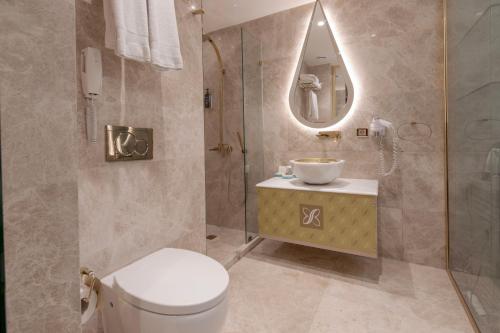 Habitación Familiar Deluxe del hotel Sura Design & Suites. Foto 10