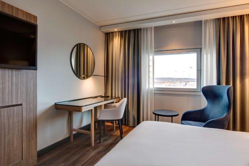 Habitación Superior con vistas al aeropuerto del hotel Radisson Blu Airport , Oslo Gardermoen