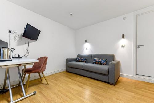 Estudio del hotel Charlotte Street Rooms by News. Foto 6