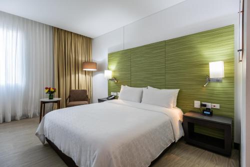 Habitación Estándar - 1 cama grande del hotel Holiday Inn Express Cartagena Bocagrande
