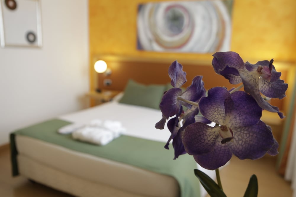 Habitación Doble Estándar del hotel Ibis Styles Roma Vintage. Foto 2