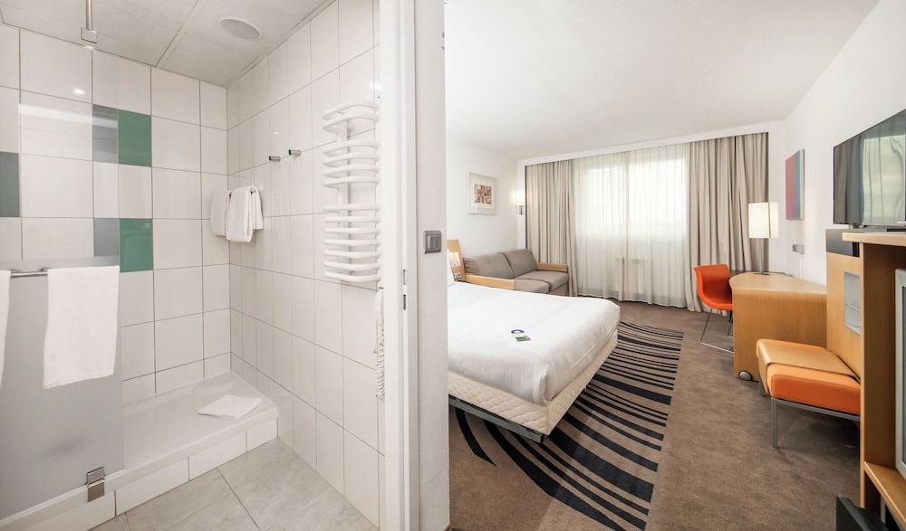 Habitación Superior del hotel Novotel Krakow City West. Foto 11