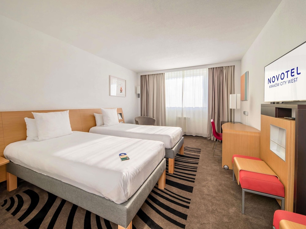 Habitación Superior Novation con dos camas individuales del hotel Novotel Krakow City West. Foto 2