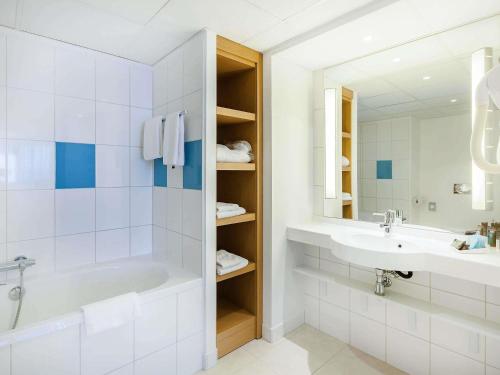 Suite del hotel Novotel Krakow City West. Foto 1