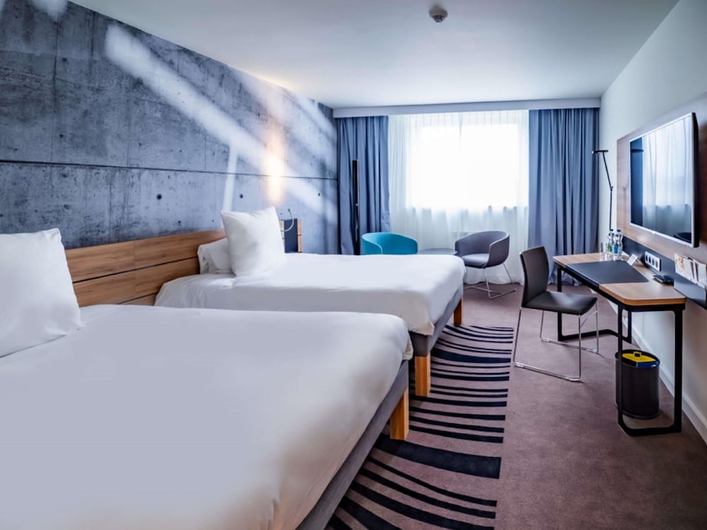 Habitación Ejecutiva Matrimonial del hotel Novotel Krakow City West. Foto 4
