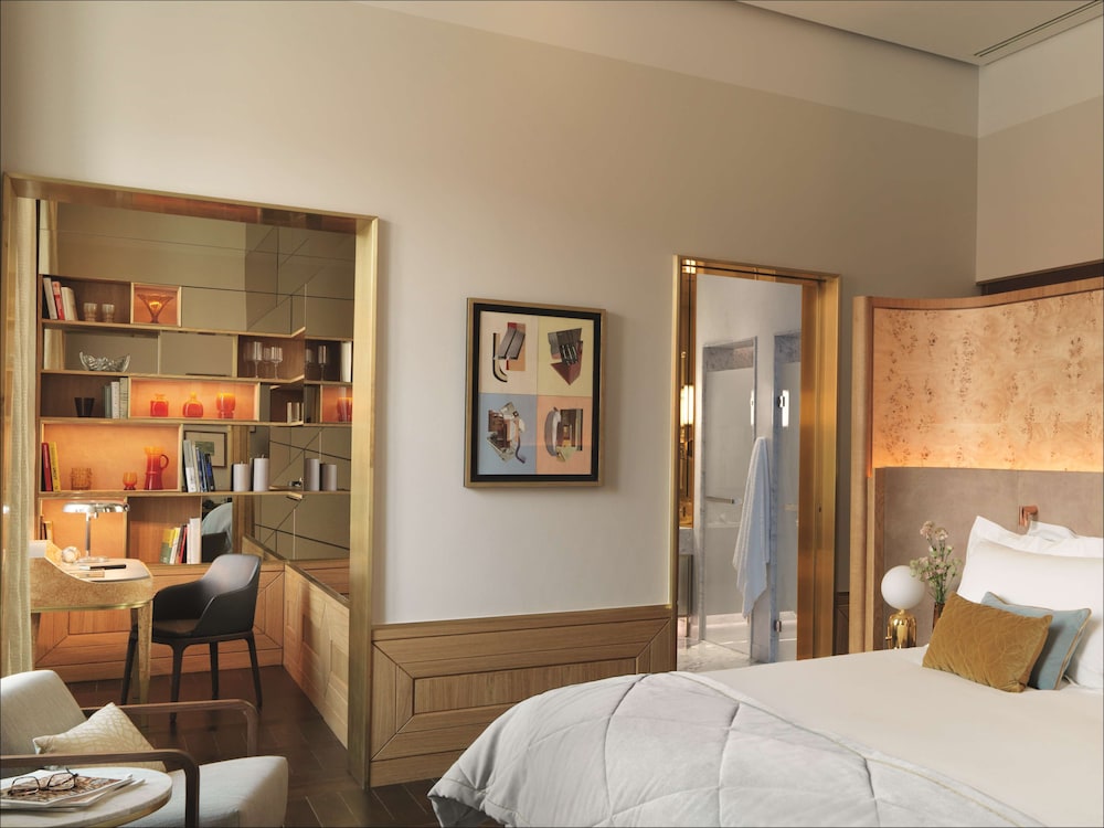 Raffles, Habitación, 1 cama de matrimonio grande del hotel Raffles Europejski Warsaw. Foto 1