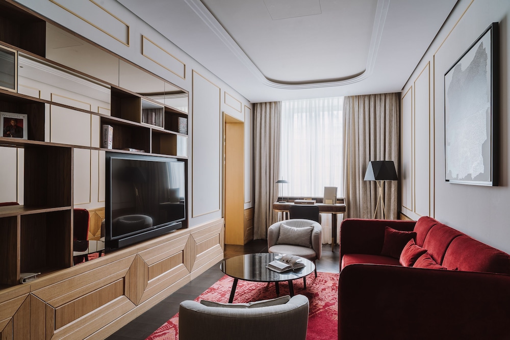 Suite ejecutiva, 2 camas de matrimonio del hotel Raffles Europejski Warsaw. Foto 5