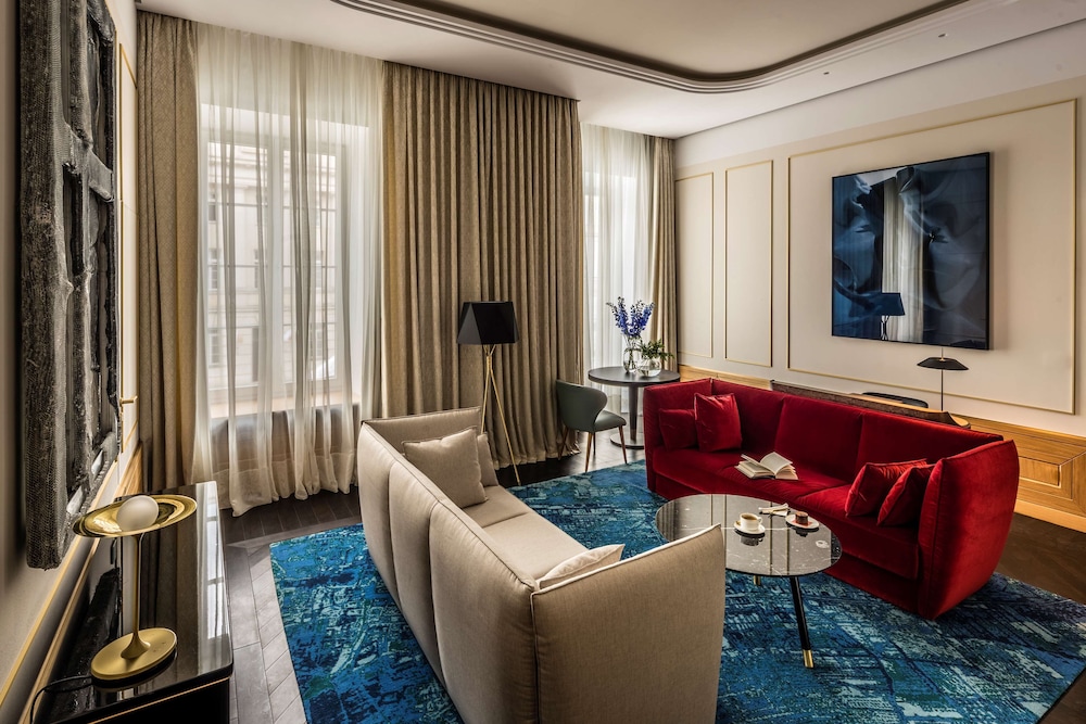 Suite, 1 cama de matrimonio grande (Prestige) del hotel Raffles Europejski Warsaw. Foto 4