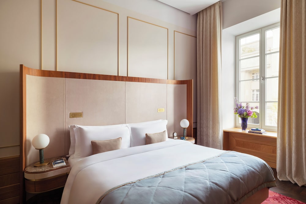 Suite, 1 cama de matrimonio grande (Heritage) del hotel Raffles Europejski Warsaw. Foto 2