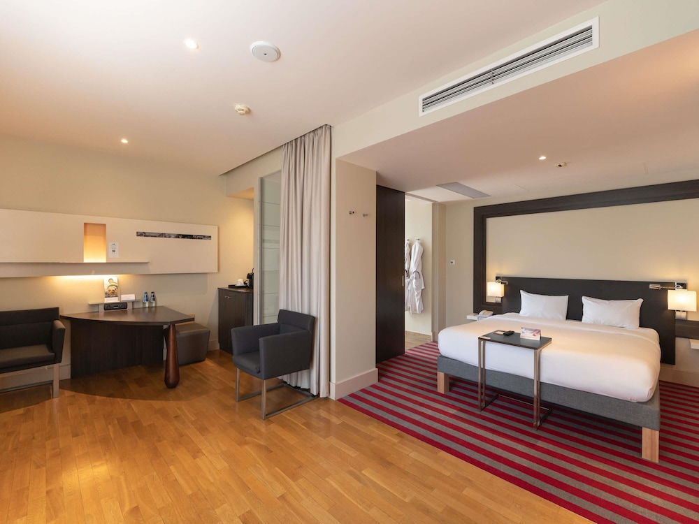 Privilege, Habitación, 1 cama de matrimonio del hotel Mercure Warszawa Grand