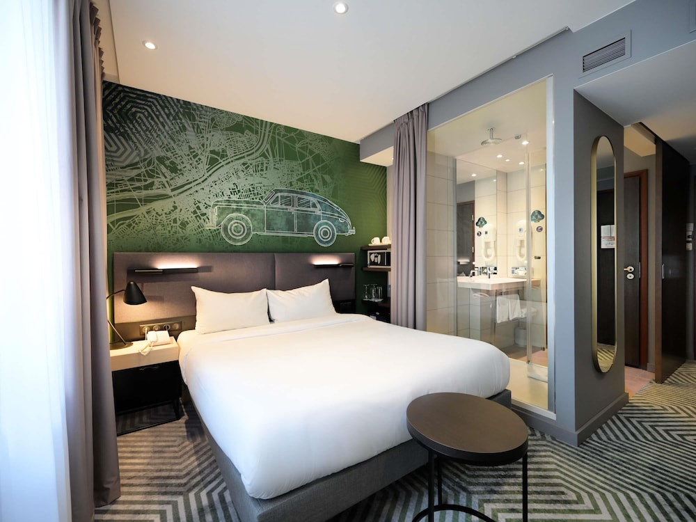Habitación clásica, 1 cama doble del hotel Mercure Warszawa Grand. Foto 2