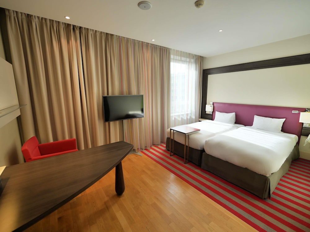 Habitación clásica, 2 camas individuales del hotel Mercure Warszawa Grand. Foto 3