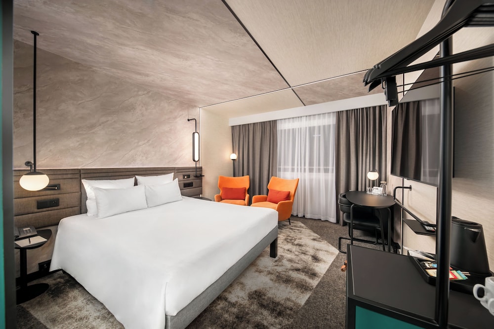 Habitación estándar, 1 cama doble con sofá cama del hotel Novotel Warszawa Centrum. Foto 5