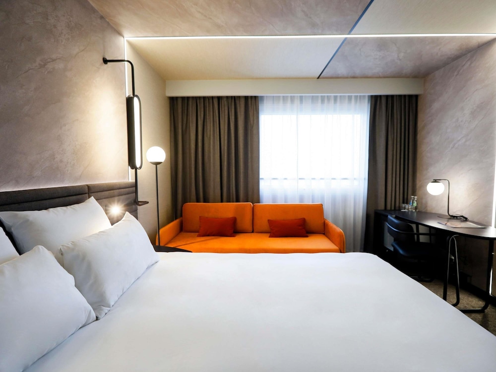Habitación estándar, 1 cama doble con sofá cama del hotel Novotel Warszawa Centrum. Foto 6
