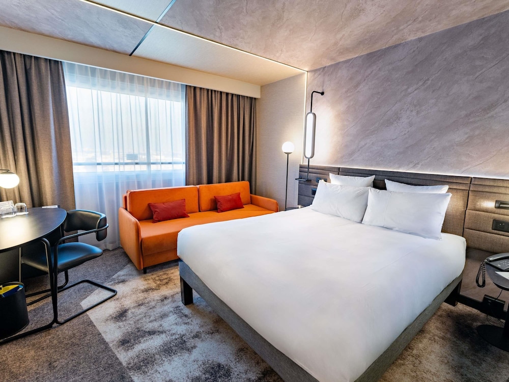 Habitación estándar, 1 cama doble con sofá cama del hotel Novotel Warszawa Centrum. Foto 7