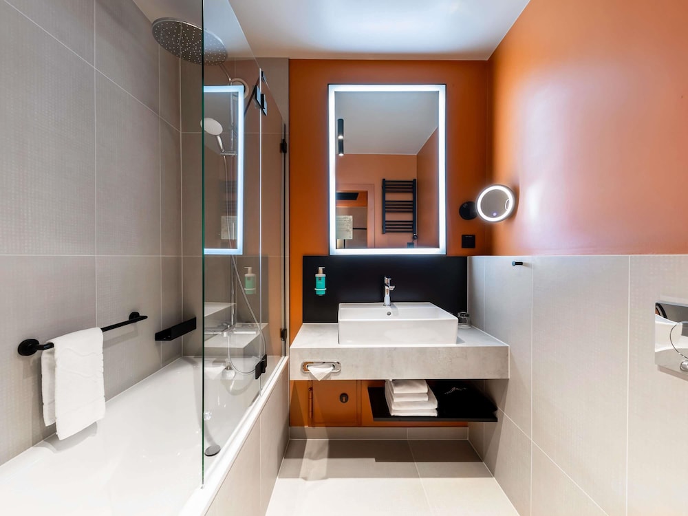 Habitación estándar, 1 cama doble con sofá cama del hotel Novotel Warszawa Centrum. Foto 8