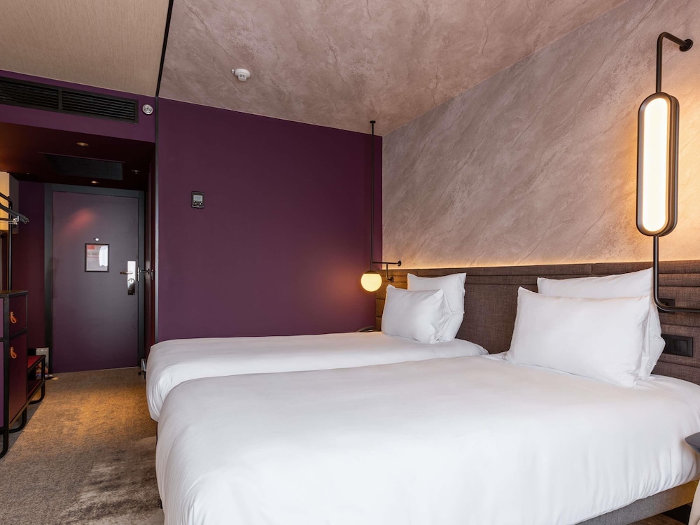 Habitación estándar con 2 camas individuales, 2 camas individuales del hotel Novotel Warszawa Centrum. Foto 3