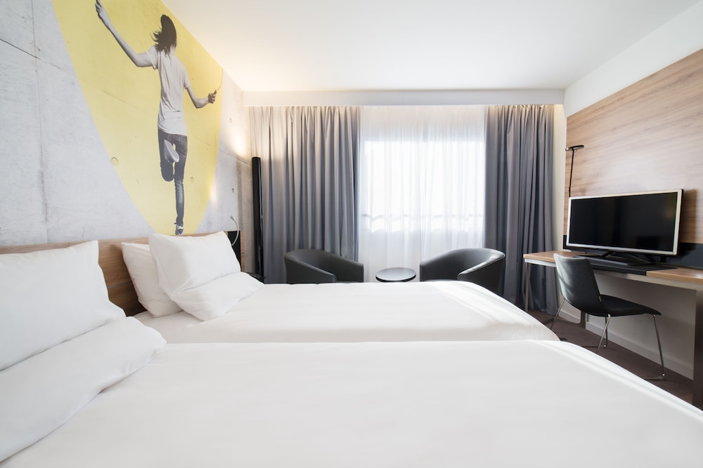 Habitación ejecutiva, 2 camas individuales del hotel Novotel Warszawa Centrum. Foto 1