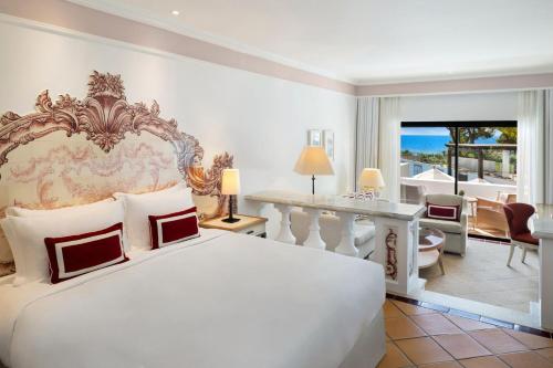 Habitación Grand Deluxe con vistas al océano - 1 cama grande del hotel Pine Cliffs, a Luxury Collection Resort. Foto 4