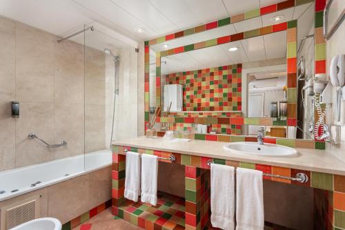 Apartamento familiar de 1 dormitorio del hotel Grande Real Santa Eulalia Resort. Foto 6