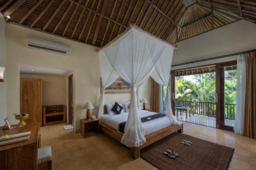 Habitación Doble Deluxe - 1 o 2 camas del hotel The Sankara Resort By Pramana. Foto 1