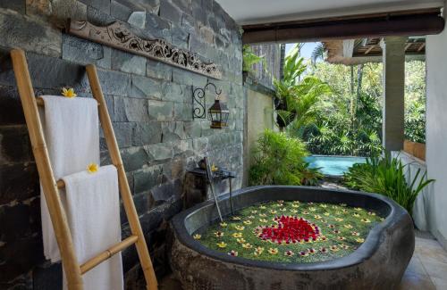 Villa con 1 dormitorio y piscina privada del hotel The Sankara Resort By Pramana. Foto 10