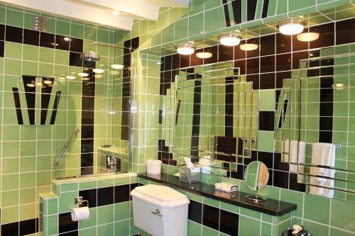 Habitación Doble - 2 camas del hotel The Pitstop. Foto 5