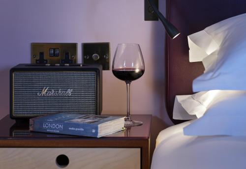 Habitación - 1 cama grande - Azotea del hotel Marrable's. Foto 2