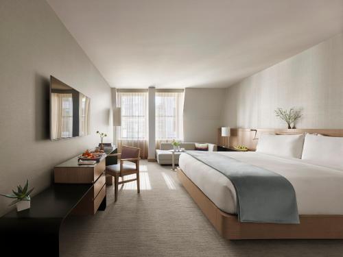 Alojamiento Premier con cama extragrande y vistas a la ciudad del hotel The Knickerbocker