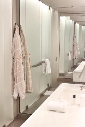 Suite Junior - 1 cama extragrande del hotel The Knickerbocker. Foto 2