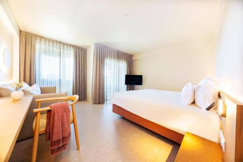 Habitación Superior Premium con vistas al mar del hotel Ozadi Altura Beach Resort. Foto 1