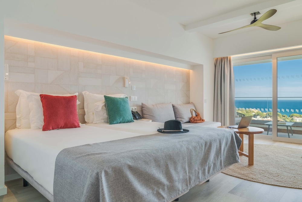 Habitación con 1 cama doble o 2 individuales, vistas al mar del hotel Pestana Blue Alvor Beach - All Inclusive