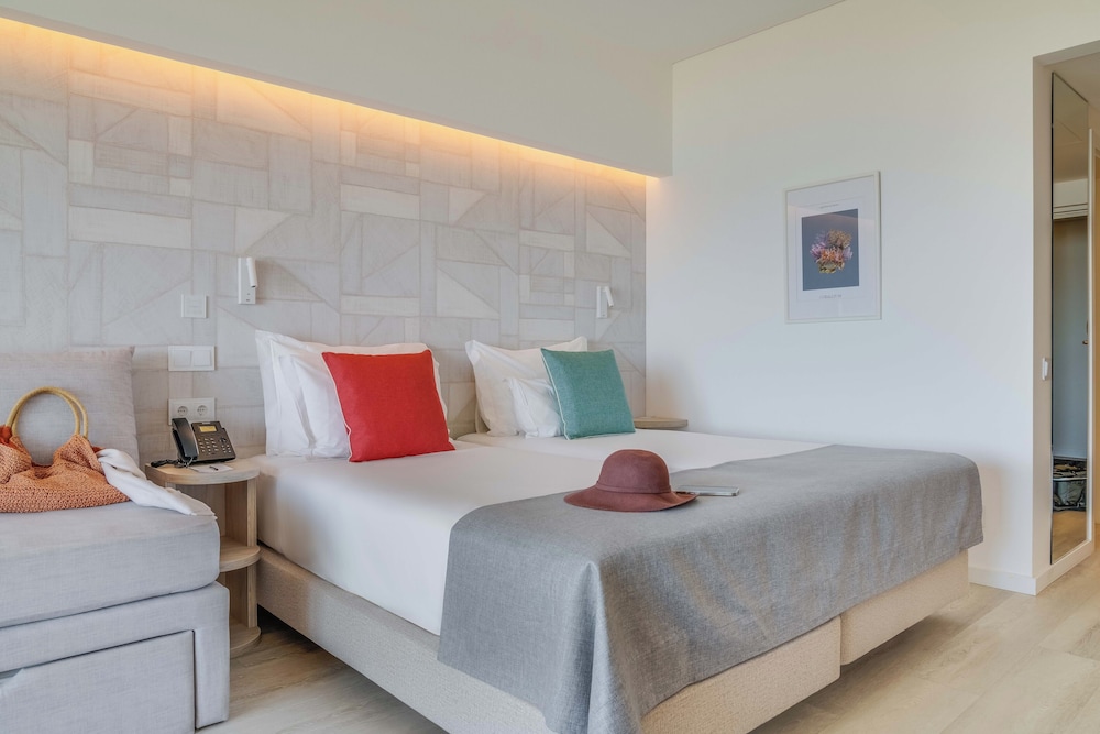 Habitación familiar, vistas al jardín del hotel Pestana Blue Alvor Beach - All Inclusive