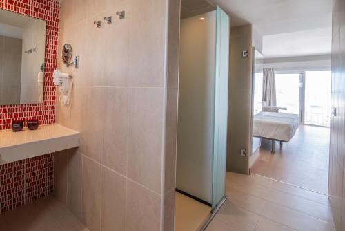 Basic Double Room del hotel Aequora Lanzarote Suites. Foto 5