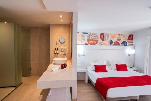 Family Junior Suite del hotel Aequora Lanzarote Suites. Foto 6