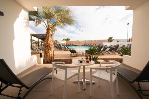 Suite Junior del hotel Aequora Lanzarote Suites. Foto 9