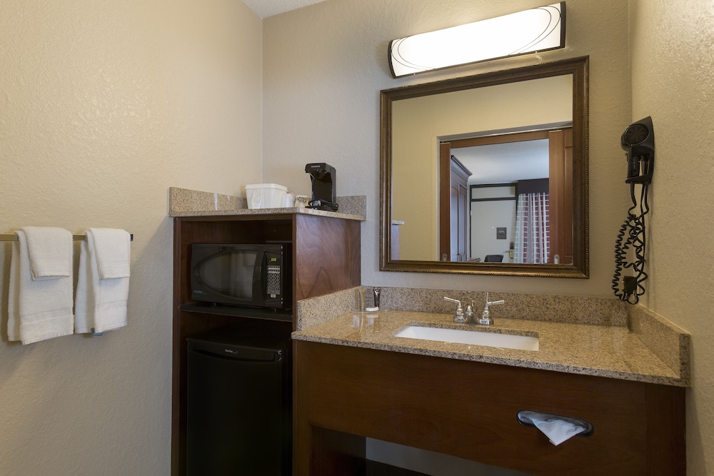 Habitación Deluxe, 2 camas dobles, no fumadores del hotel Rosen Inn Lake Buena Vista. Foto 13