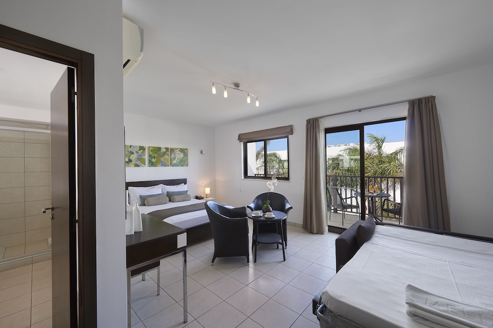 Habitación Deluxe del hotel Melia Dunas Beach Resort and Spa