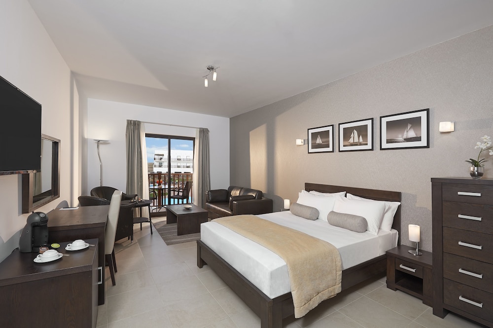 The Level, Suite junior, vistas al mar del hotel Melia Dunas Beach Resort and Spa. Foto 1