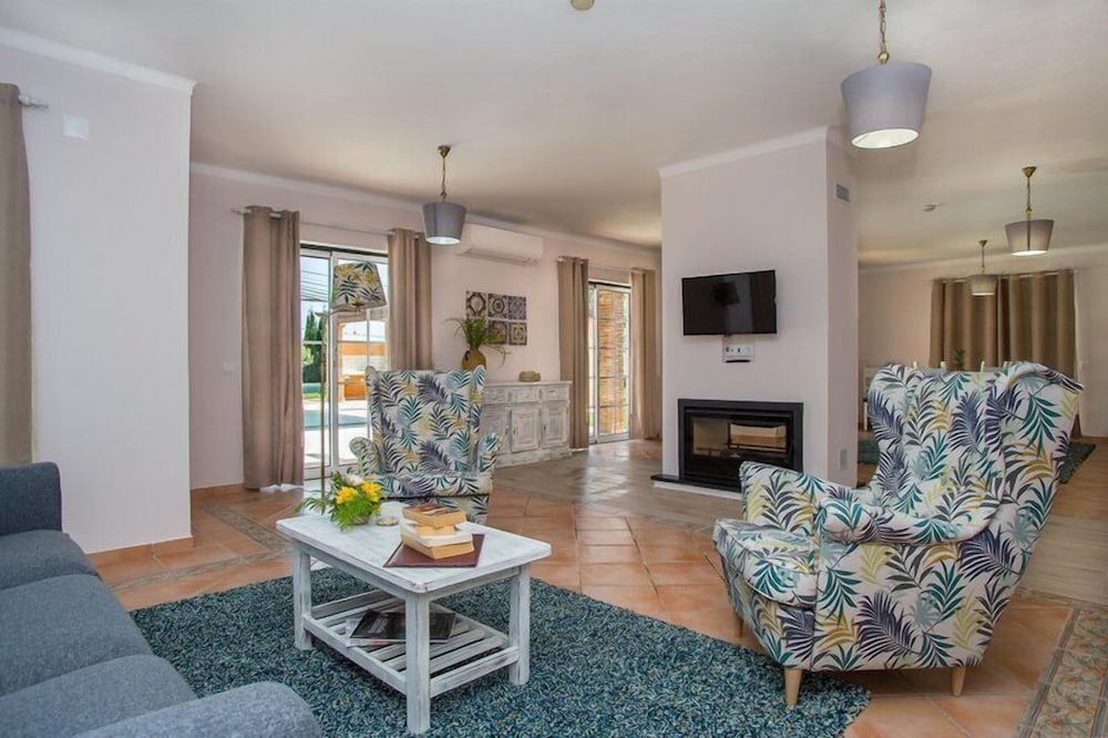 Villa, 4 Bedrooms, Private Pool, Jacuzzi del hotel Colina Da Lapa and Villas. Foto 3