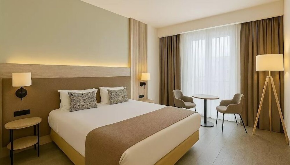 Habitación doble Lujo 1 Cama king del hotel Occidental Faro