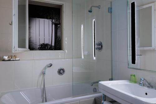 Habitación Deluxe del hotel Le Mathurin. Foto 6