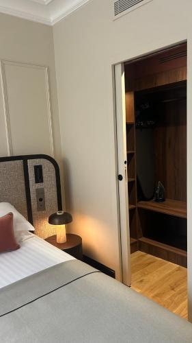 Suite con terraza del hotel Le Mathurin. Foto 6
