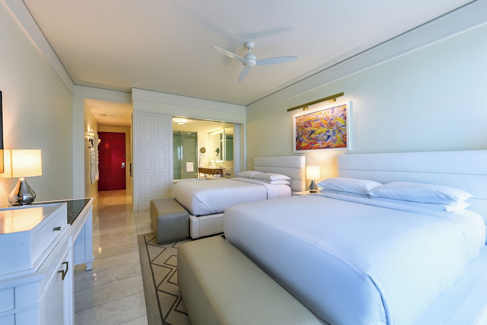 Habitación, 2 camas de matrimonio (Fountain View Reserve) del hotel Grand Hyatt Baha Mar. Foto 2