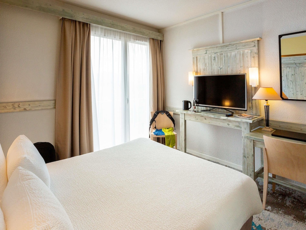 Habitación estándar pequeña para 2 viajeros del hotel Mercure Millau. Foto 2